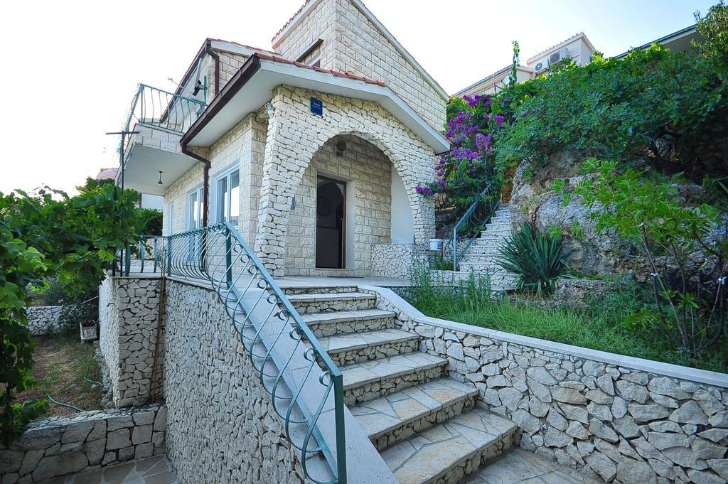 Holiday Home Villa Marin Stanici Bagian luar foto