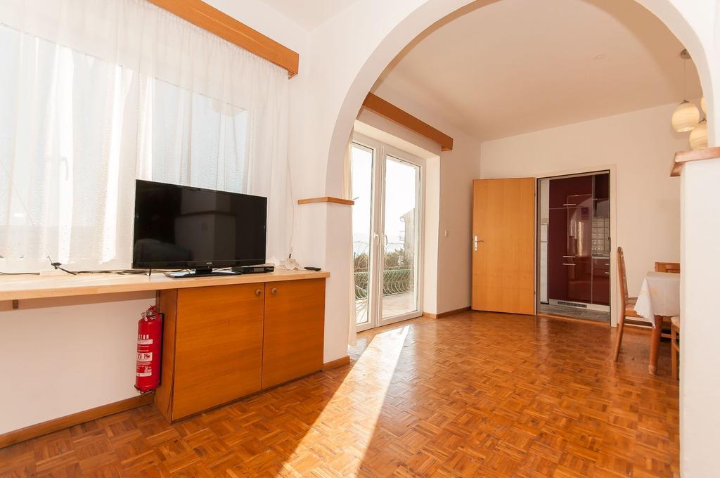 Holiday Home Villa Marin Stanici Bagian luar foto